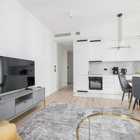 Rentplanet - Towarowa Towers Appartement