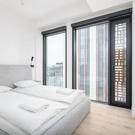 Rentplanet - Towarowa Towers Appartement Warschau