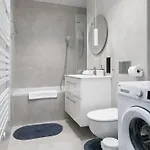 Rentplanet - Towarowa Towers Варшава