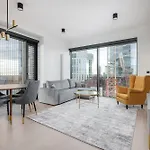 Rentplanet - Towarowa Towers Warszawa