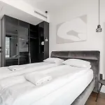 Lägenhet Rentplanet - Towarowa Towers Warszawa