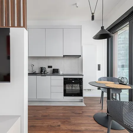 Apartament Rentplanet - Towarowa Towers Warszawa