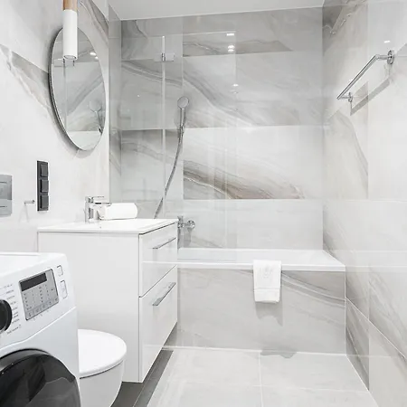 Rentplanet - Towarowa Towers * Warszawa