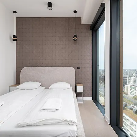 Apartament Rentplanet - Towarowa Towers