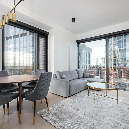 Rentplanet - Towarowa Towers Apartament Warszawa