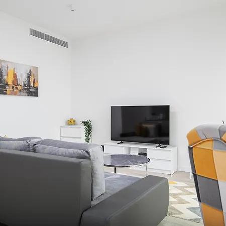 Rentplanet - Towarowa Towers Warszawa