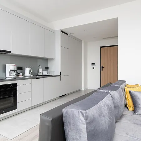 Rentplanet - Towarowa Towers