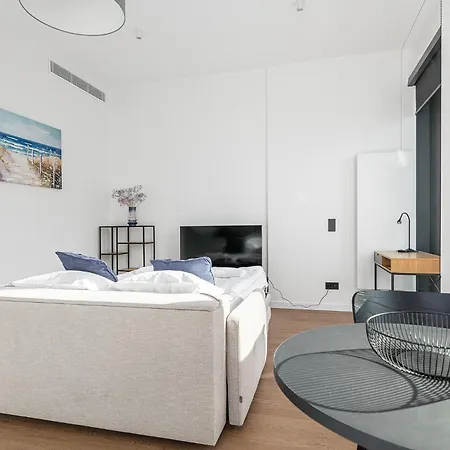 Rentplanet - Towarowa Towers Apartment *