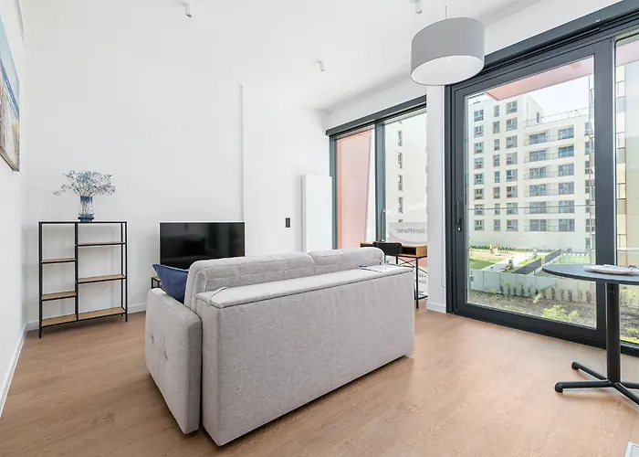 Rentplanet - Towarowa Towers