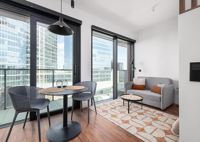 Rentplanet - Towarowa Towers