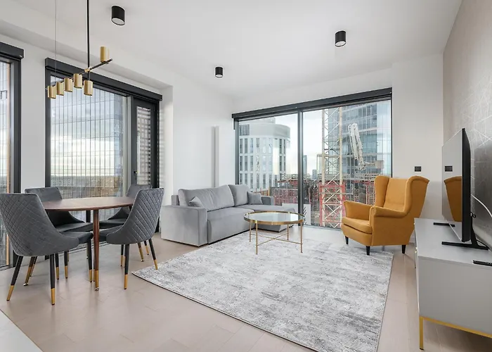 Rentplanet - Towarowa Towers Warsaw