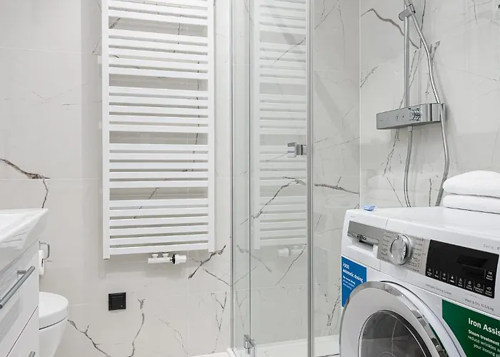 Rentplanet - Towarowa Towers * Warsaw