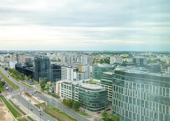 Rentplanet - Towarowa Towers Apartment