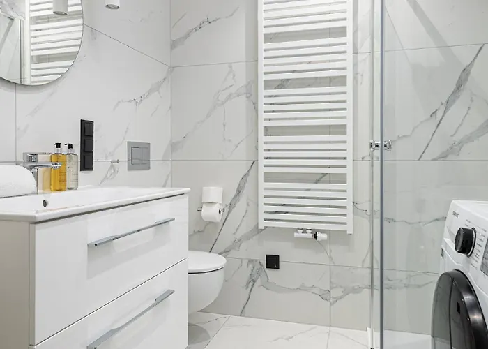 Rentplanet - Towarowa Towers Warsaw