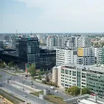 Rentplanet - Towarowa Towers Varşova