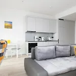 Rentplanet - Towarowa Towers Daire *